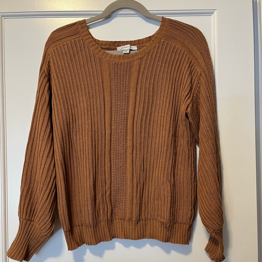 Cotton Amour Vert sweater—tan, size small